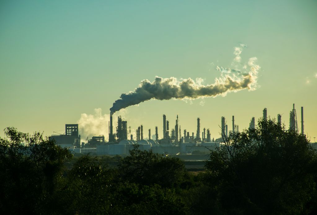 landscape of factories polluting carbon emissions