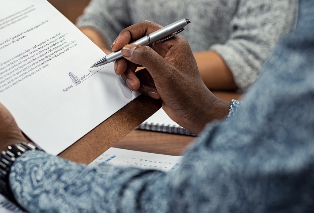 UK migrant care worker contracts